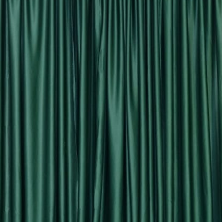 Drape, Hunter Green
