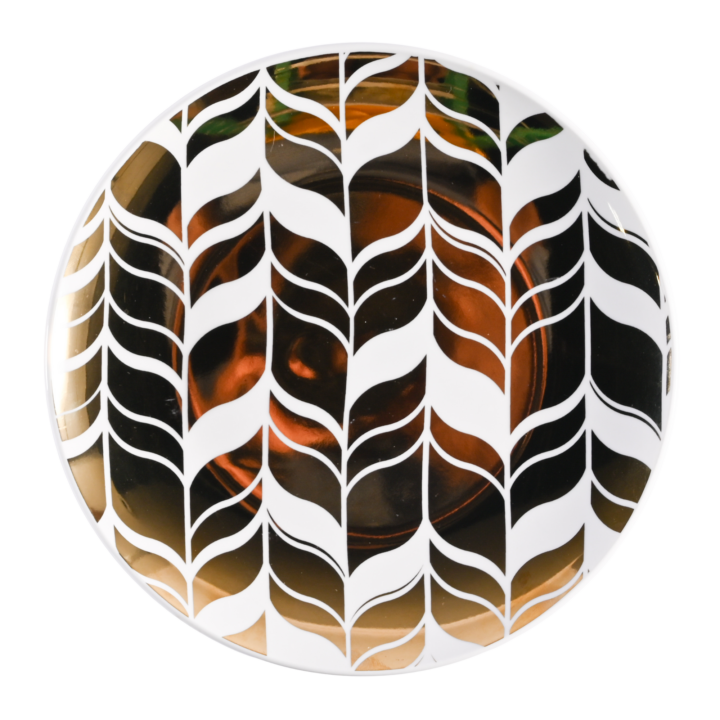 Farah Gold Coupe Salad Plate measuring 7.5 inches, featuring a modern metallic gold finish with a bold white geometric leaf pattern — perfect for elegant or contemporary table settings.