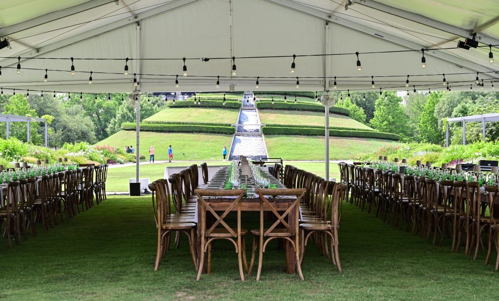 McGovern Centennial Garden Wedding - Simple Garden Wedding - Houston Wedding Catering - Houston Wedding Florist - Swift + Company Events Catering