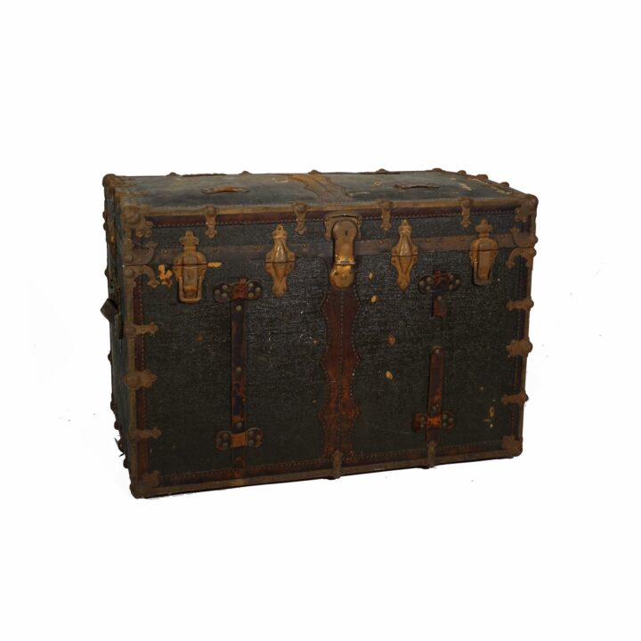 Vintage Trunk 2