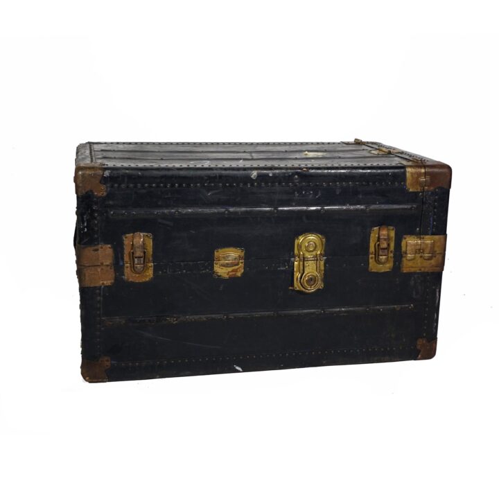 Vintage Trunk 3